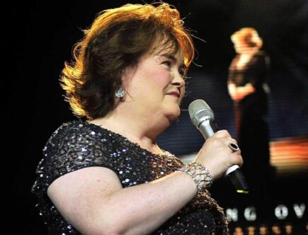 Susan Boyle inspira no dia do orgulho autista