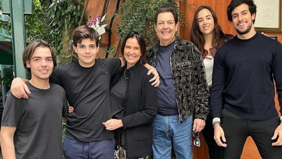 Faustão com Família