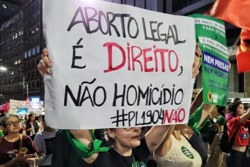PL do aborto enfraquece